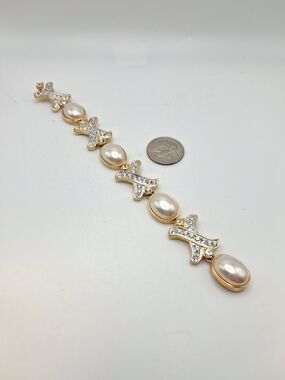 PW20. Nolan Miller Gold-Tone Pearl & Crystal Link Bracelet